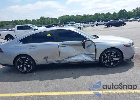 2024 Honda Accord Hybrid Sport z USA, uszkodzony, nr VIN 1HGCY2F5XRA051406